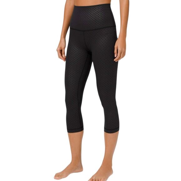 Lululemon Align Super High-Rise Crop 21" Size 4 Lattice Work Emboss Black Soft - Picture 1 of 9
